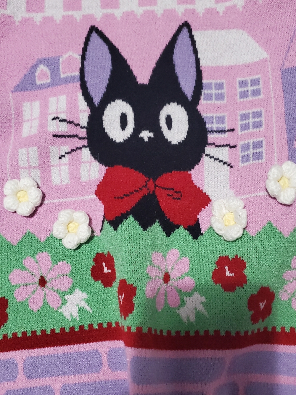 Studio Ghibli Kiki's Delivery Service Jiji Floral Portrait Holiday Sweater Sz L - Picture 6 of 9